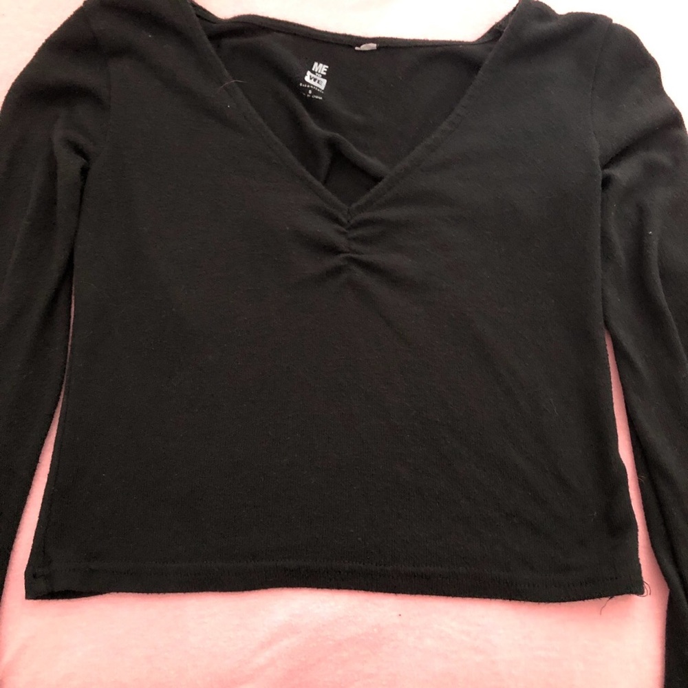Black brandy Melville v neck shirt